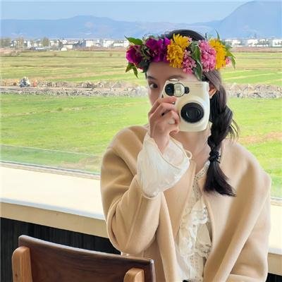 惊叫少女